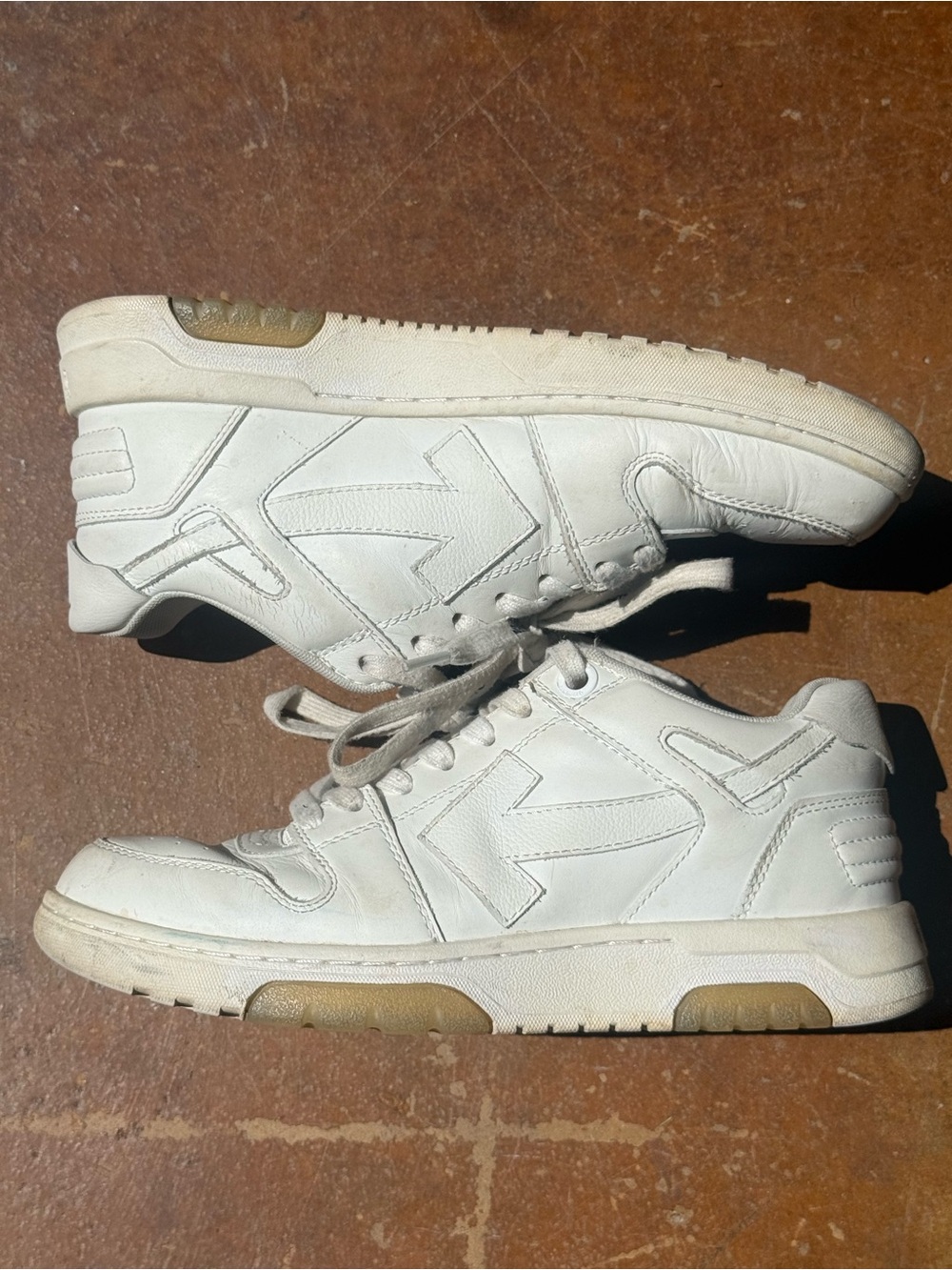 Off-White Women’s White Leather Athletic Sneakers size 39